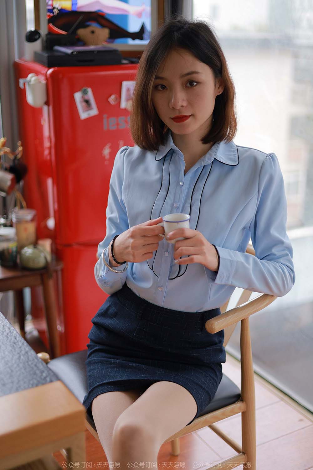 [IESS异思趣向] 2022.04.21 丝享家1066：小六《美女搬砖》