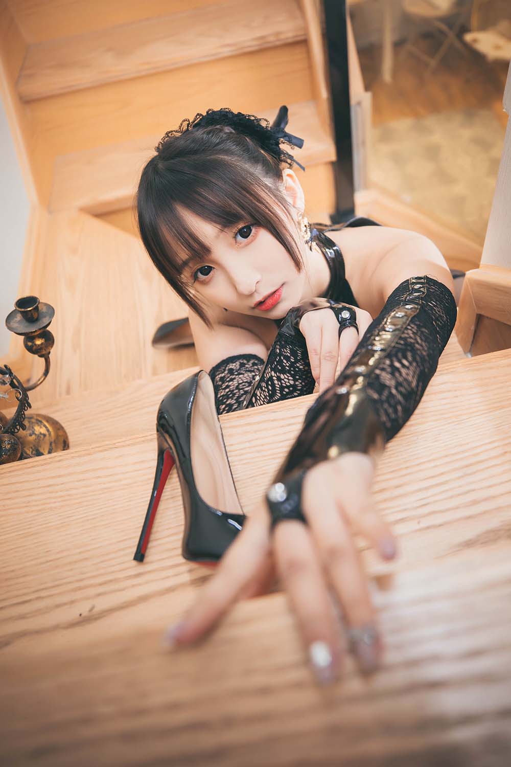神楽板真冬 – 風と月-黑白旗袍 预览图 - 2