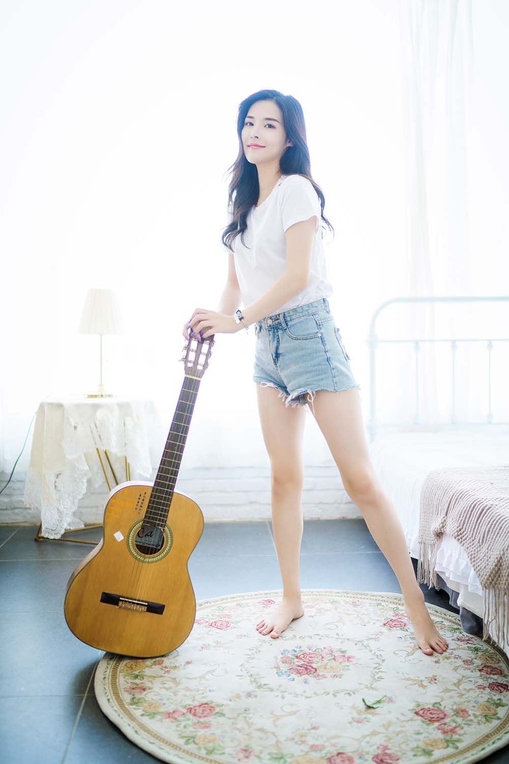 [YITUYU艺图语]2022.02.08 大长腿女孩的私房照 小容
