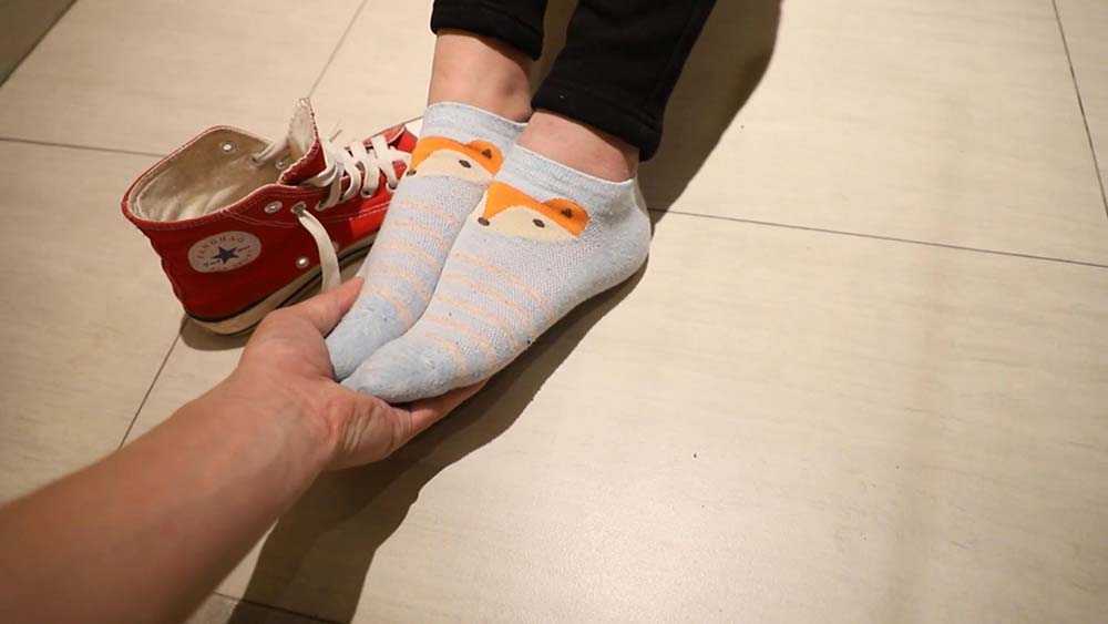 [誉铭传媒]袜足摄影 2019年 NO.012 帆布鞋 预览图 - 2