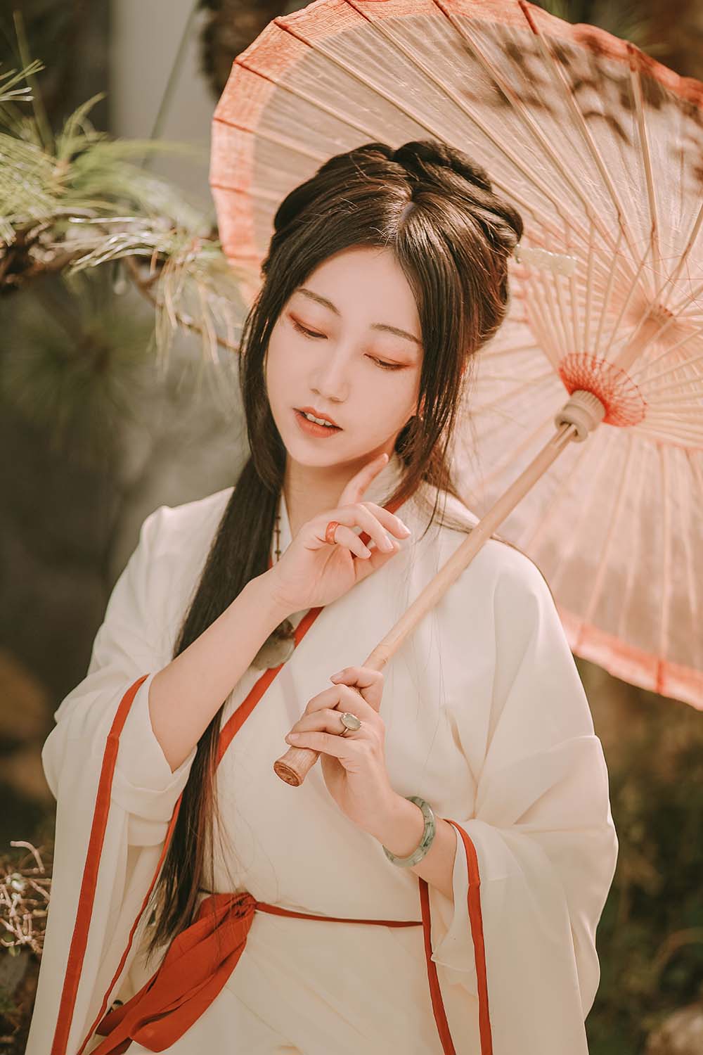 [YITUYU艺图语]2022.02.22 闲愁一半 彭娘