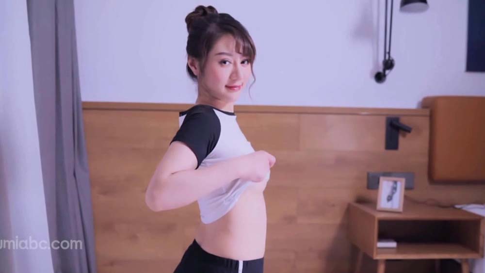 [YouMi尤蜜]视频 2020.02.03 NO.549 色艺双全 张恬恬 预览图 - 2