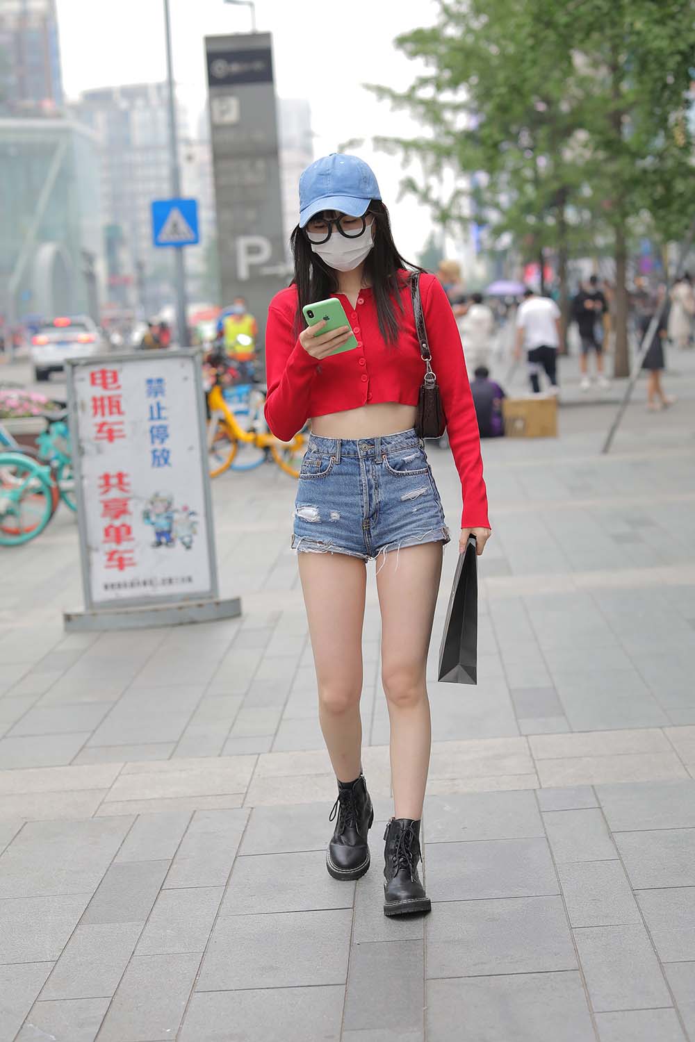 精选街拍作品 NO.0561 凯恩公爵街拍作品 – 热裤女孩