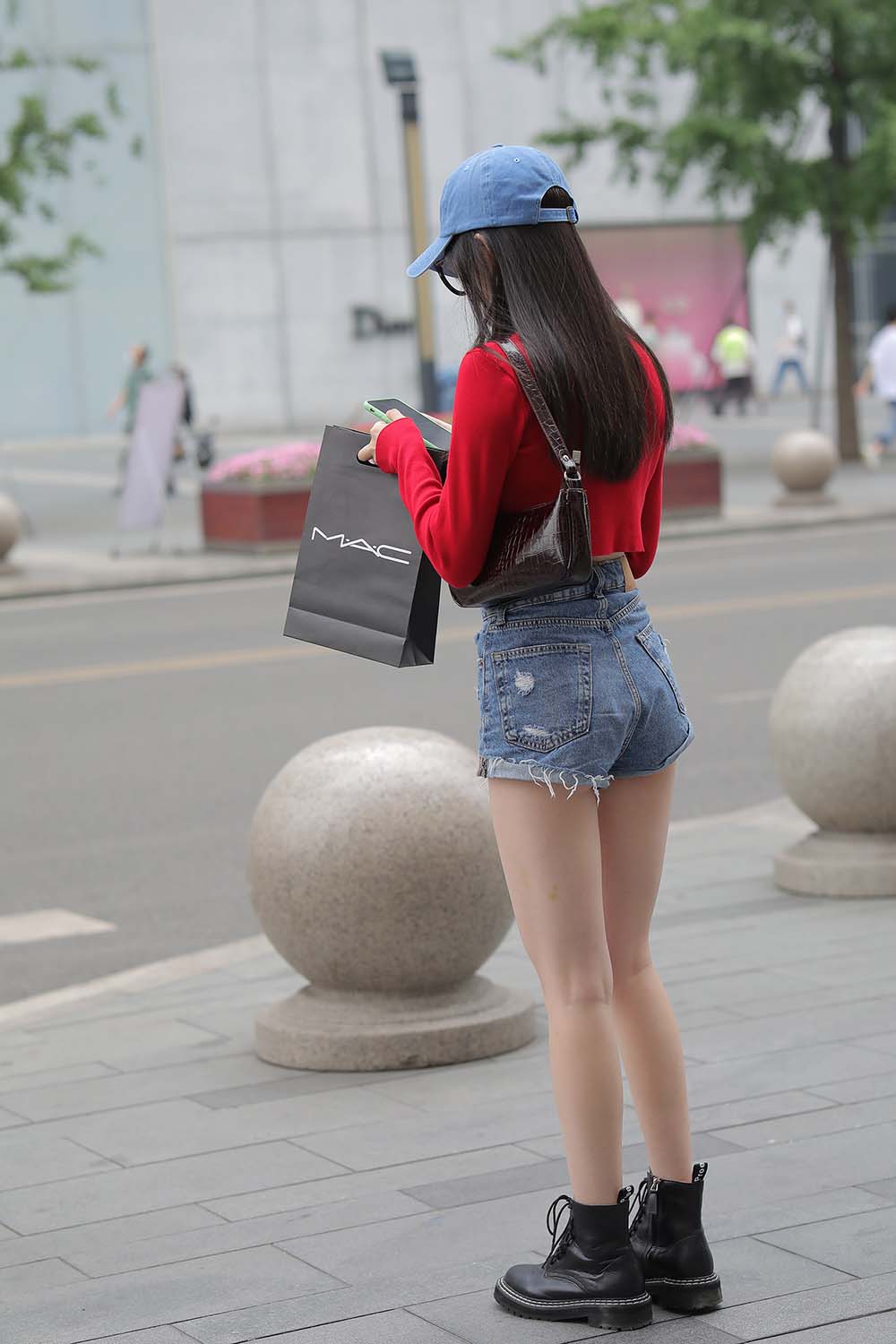 精选街拍作品 NO.0561 凯恩公爵街拍作品 – 热裤女孩 预览图 - 2