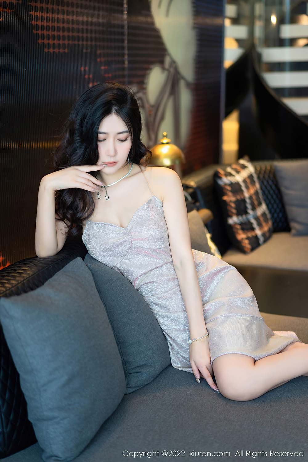 [Xiuren秀人网]2022.09.29 NO.5659 laura阿姣 预览图 - 3