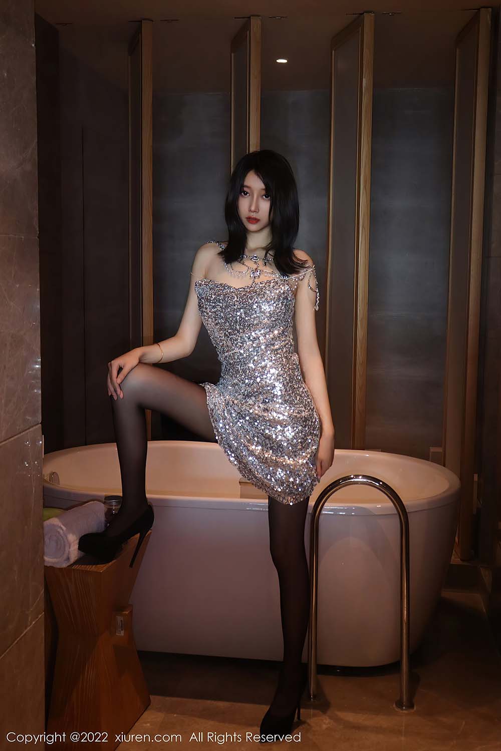 [Xiuren秀人网]2022.09.30 NO.5670 玥儿玥er 预览图 - 4