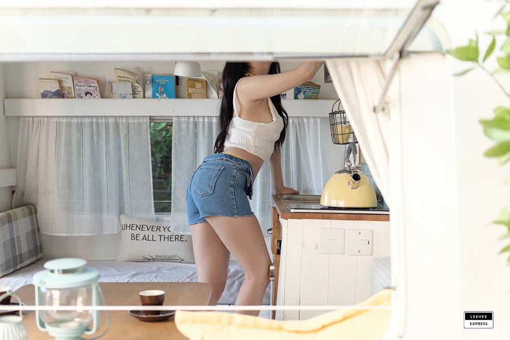 [LeeheeExpress]LEND-022 – Inah