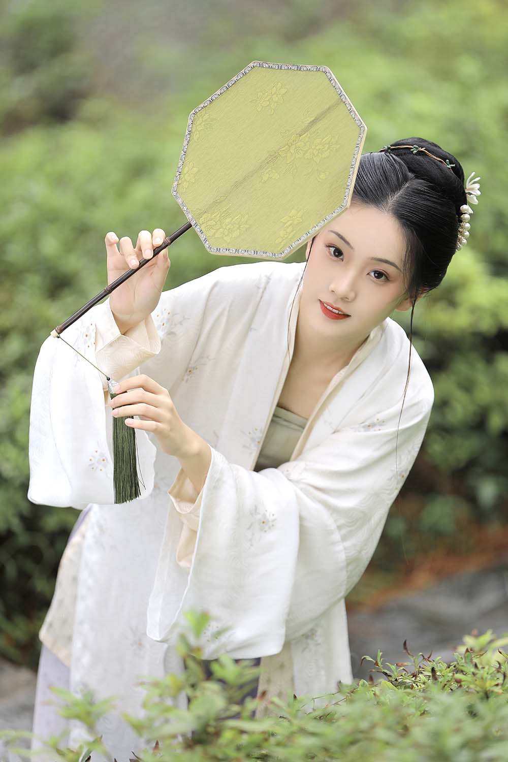 [YITUYU艺图语]2022.04.27 剪一片云绿 芝芝琪