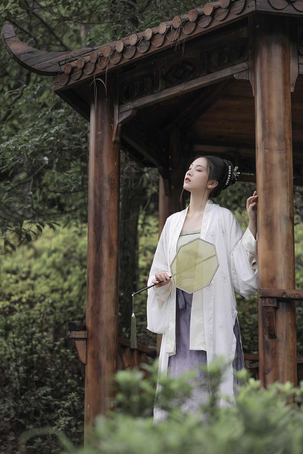 [YITUYU艺图语]2022.04.27 剪一片云绿 芝芝琪 预览图 - 2