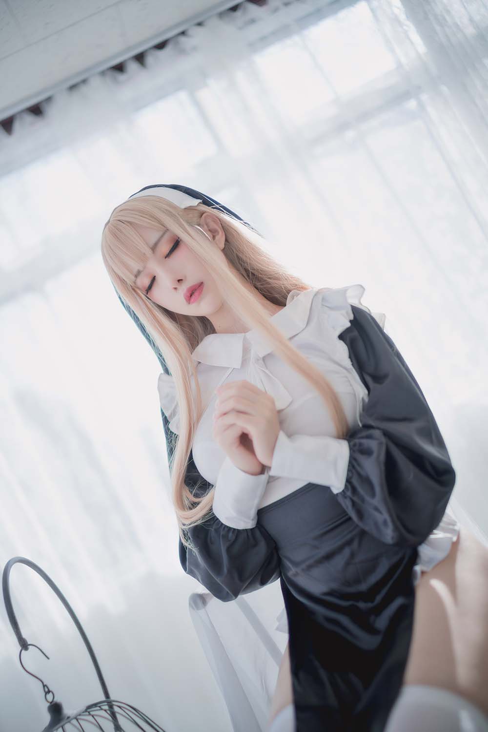 Shika小鹿鹿 – 修女