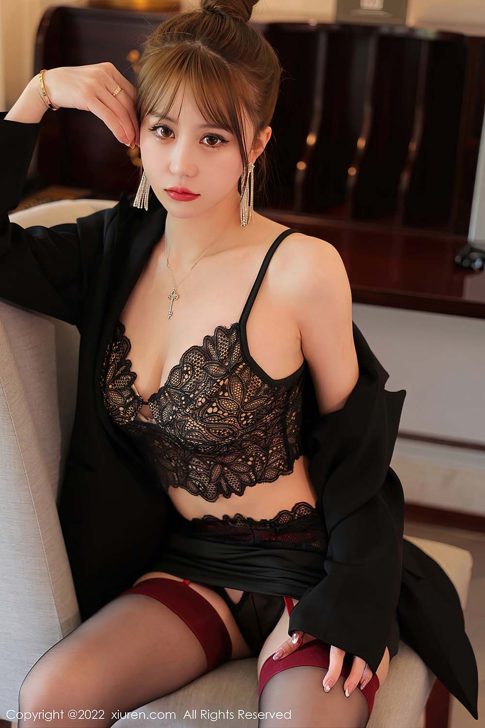 [Xiuren秀人网]2022.11.08 NO.5822 tina_甜仔 预览图 - 3