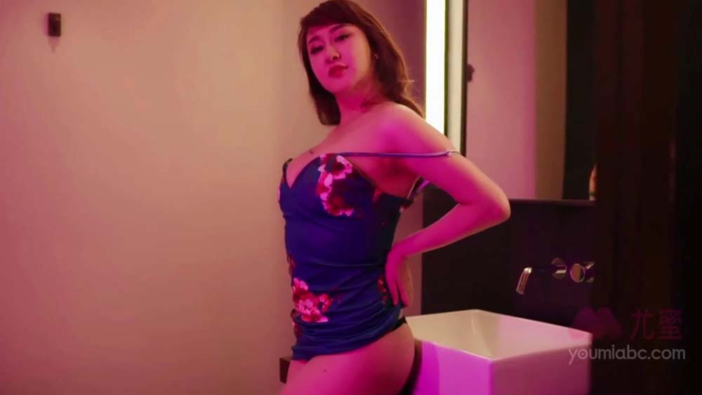 [YouMi尤蜜]视频 2020.06.28 NO.660 承欢之夜 莉亚 预览图 - 2