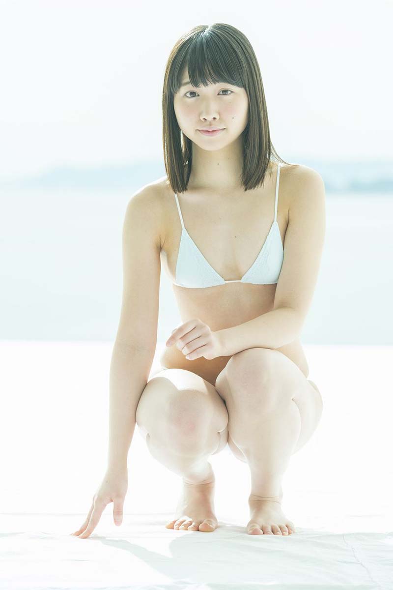 [@Crepe]NO.0330 2017.08.12 Miku Takaoka 高岡未來 – light blue swimwear