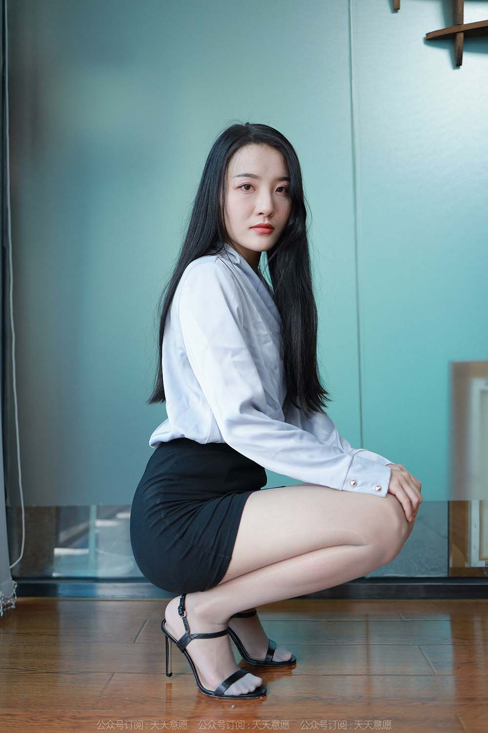 [IESS异思趣向] 2022.07.24 丝享家1157：婉萍《灰色轨迹》