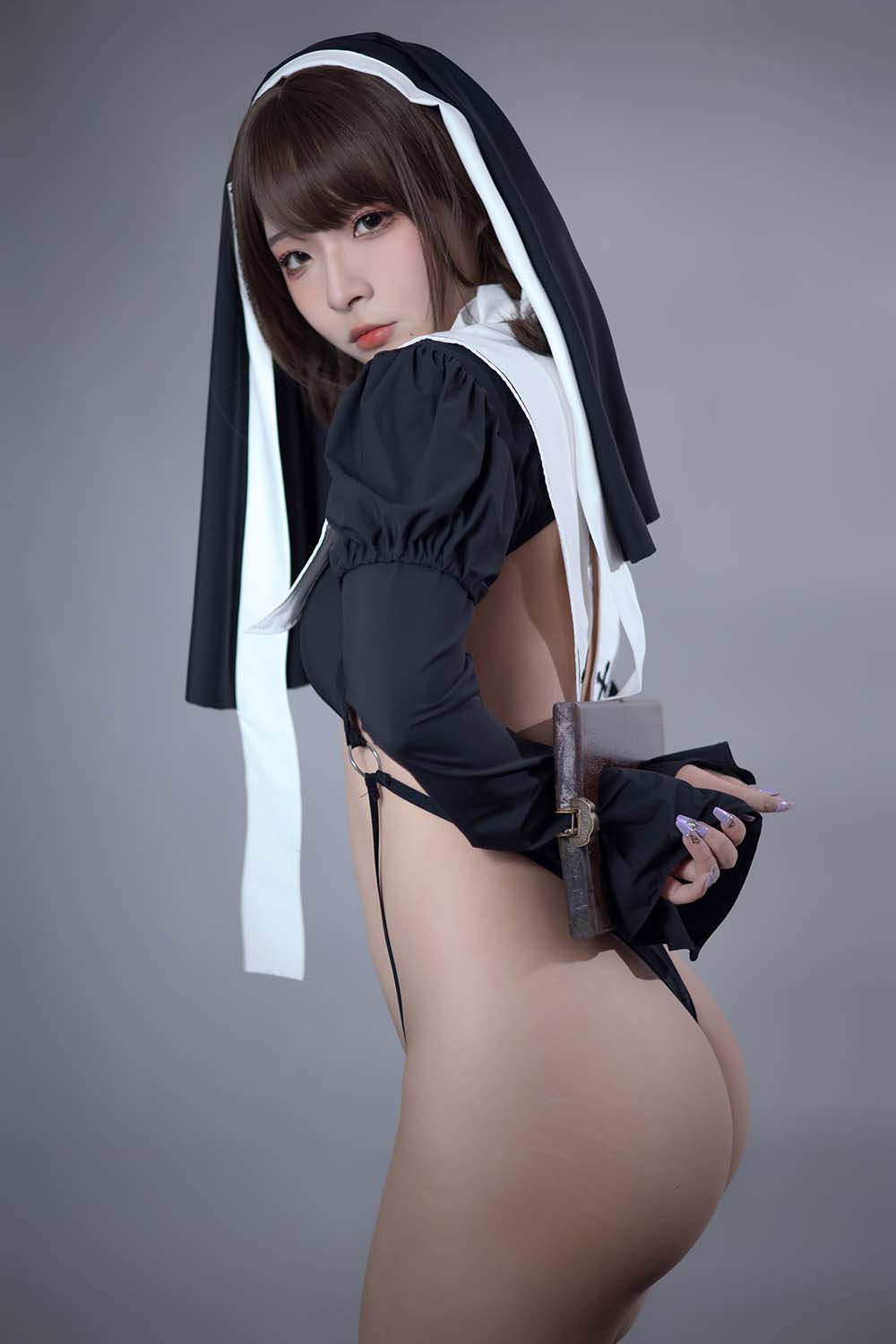 yuuhui玉汇 – 罪罚修女 预览图 - 2