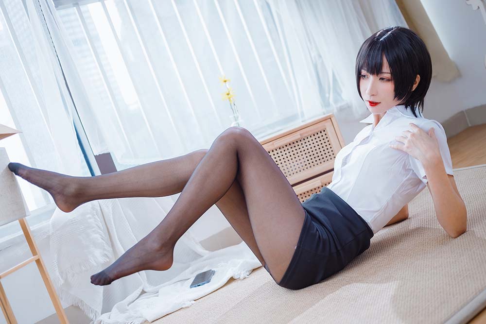 贝儿酱Miki – OL装