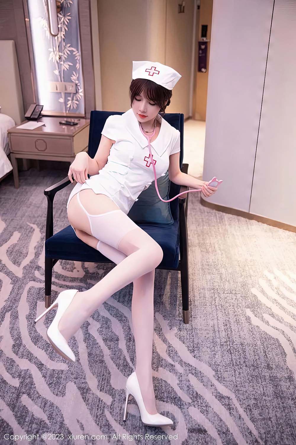 [Xiuren秀人网]2023.02.06 NO.6221 婠婠么 预览图 - 3