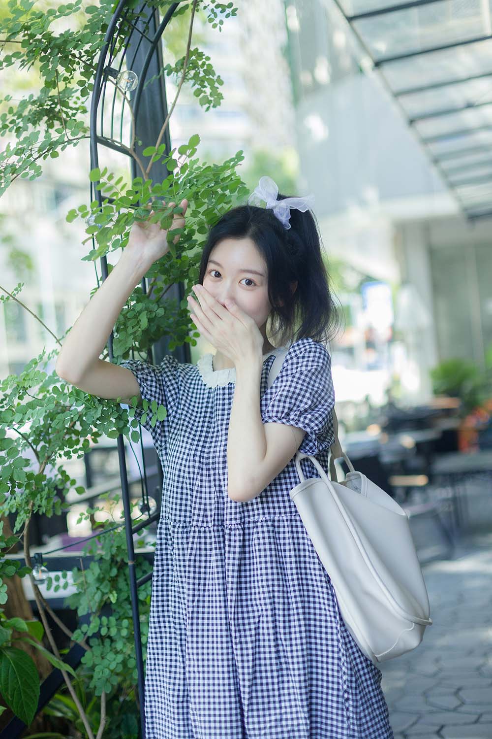 [YITUYU艺图语]2022.08.02 今日暂停营业 饲猫少女-