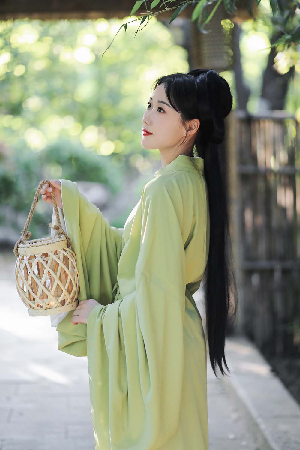 [YITUYU艺图语]2022.08.09 竹里居 迟白 预览图 - 2