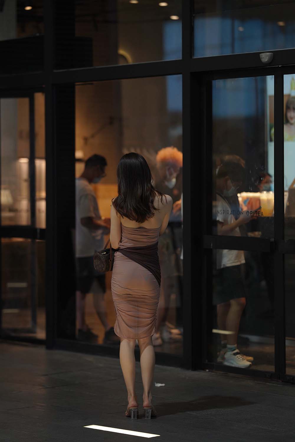 精选街拍作品 NO.1260 美人倾城 预览图 - 2