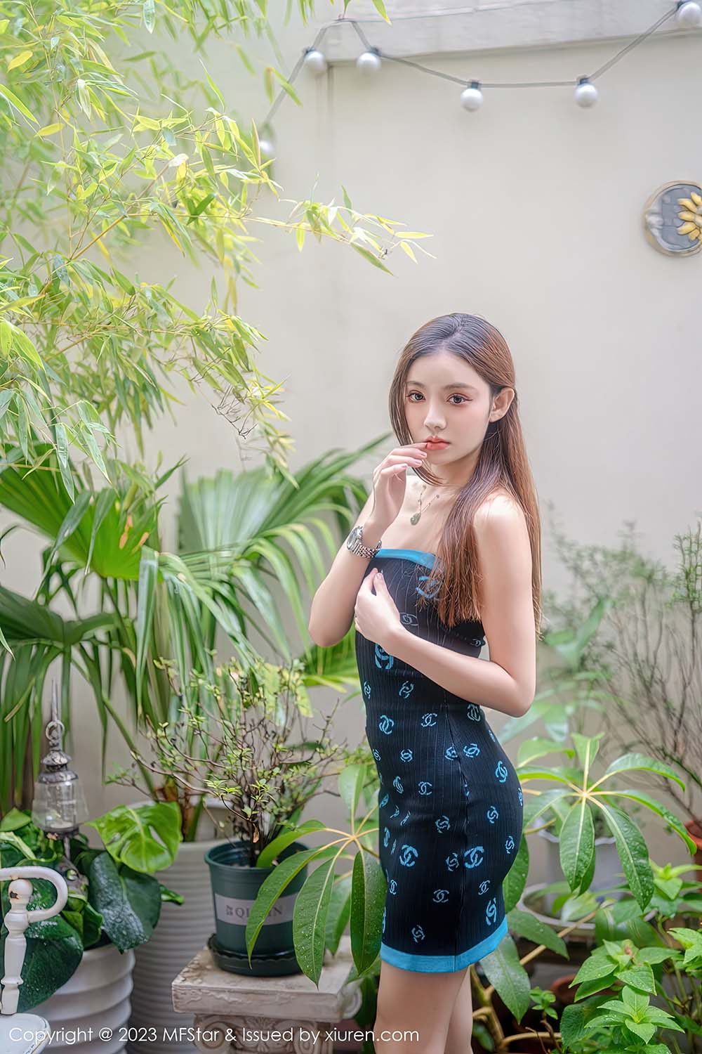 [MFStar模范学院]2023.02.14 VOL.586 加朵babe 预览图 - 5