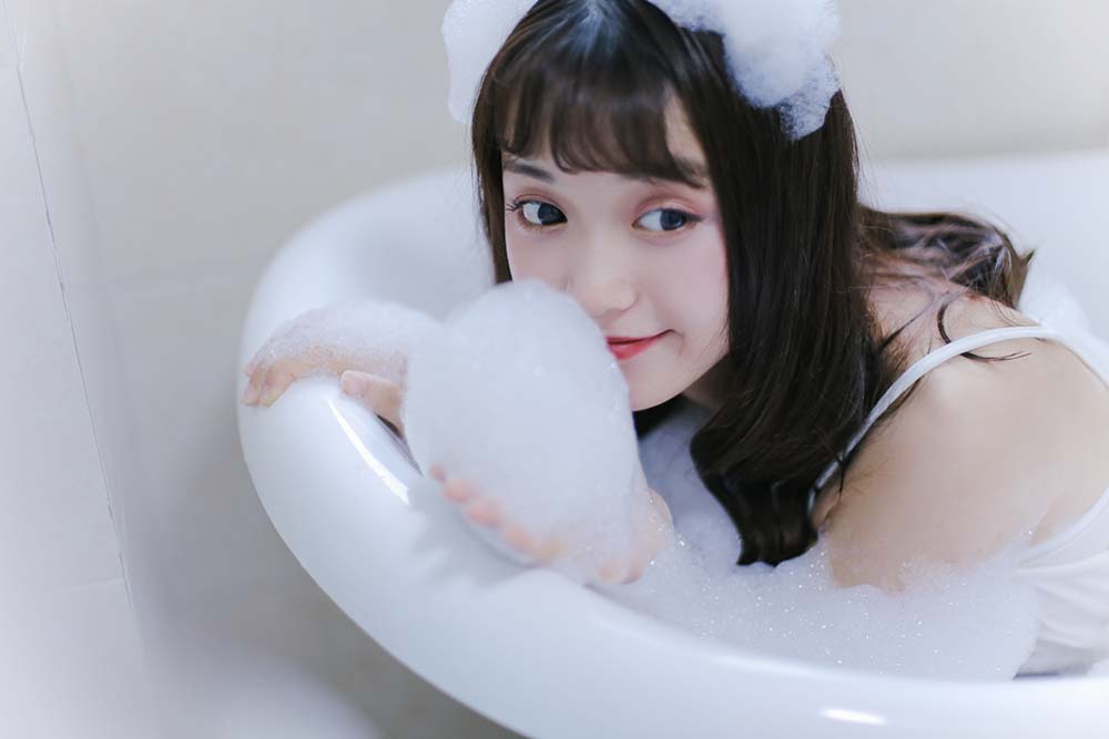 [YITUYU艺图语]2022.08.25 牛奶泡泡浴 一条鱼尾 预览图 - 2