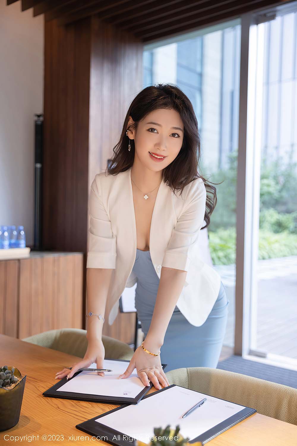 [Xiuren秀人网]2023.03.06 NO.6368 唐安琪 预览图 - 2