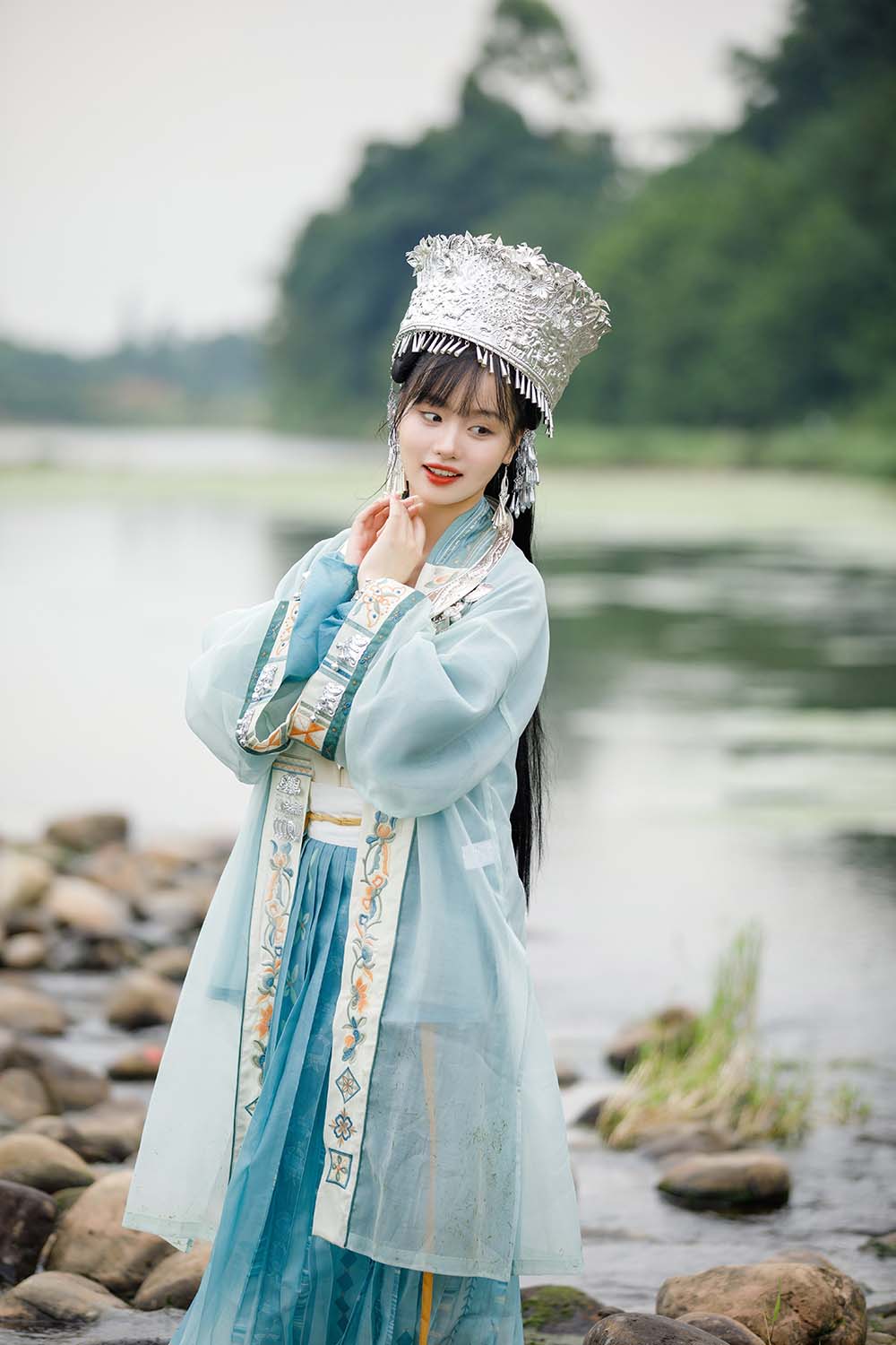 [YITUYU艺图语]2022.09.09 苗疆少女 王大可