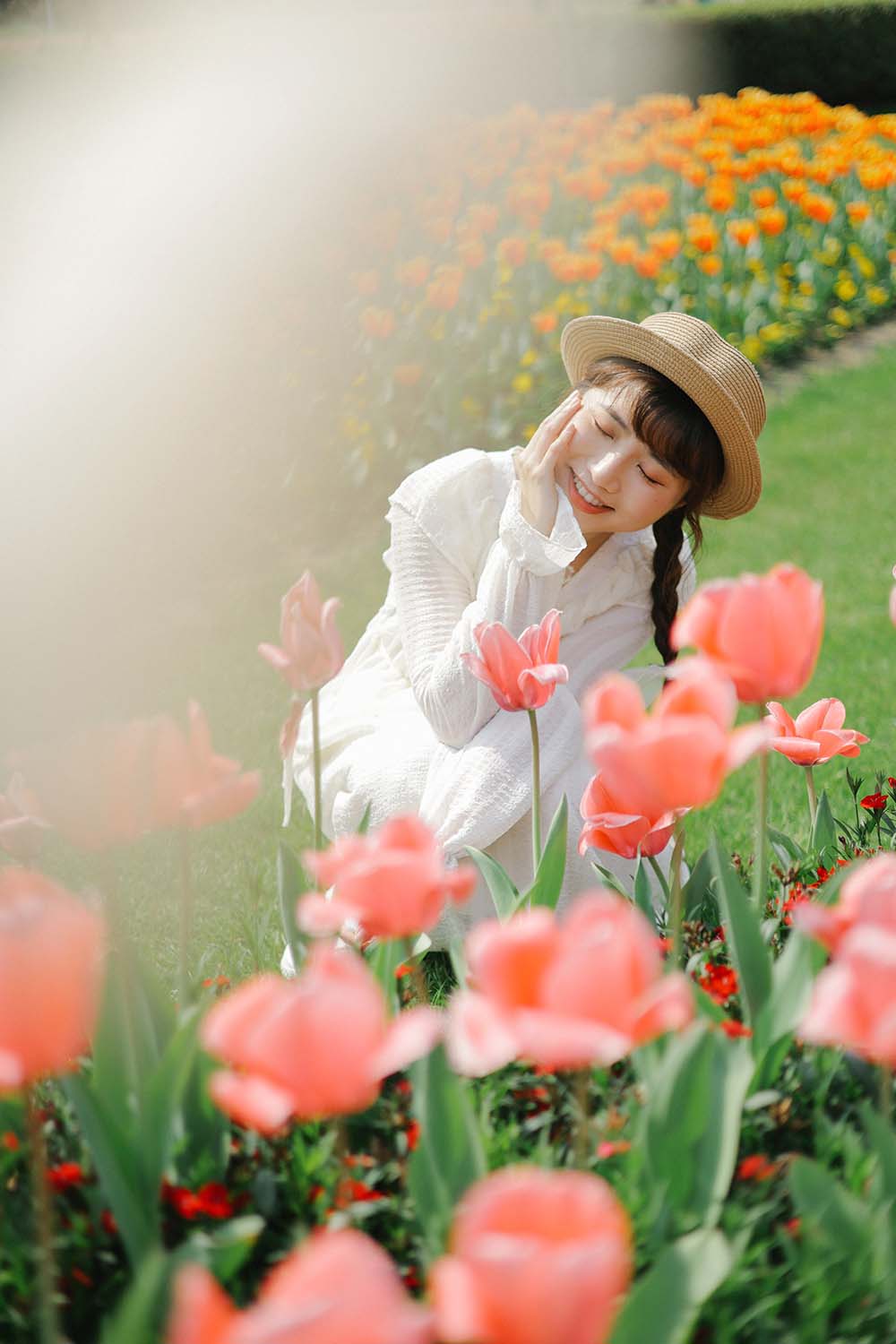[YITUYU艺图语]2022.09.10 郁金香花开 蓝胖子-