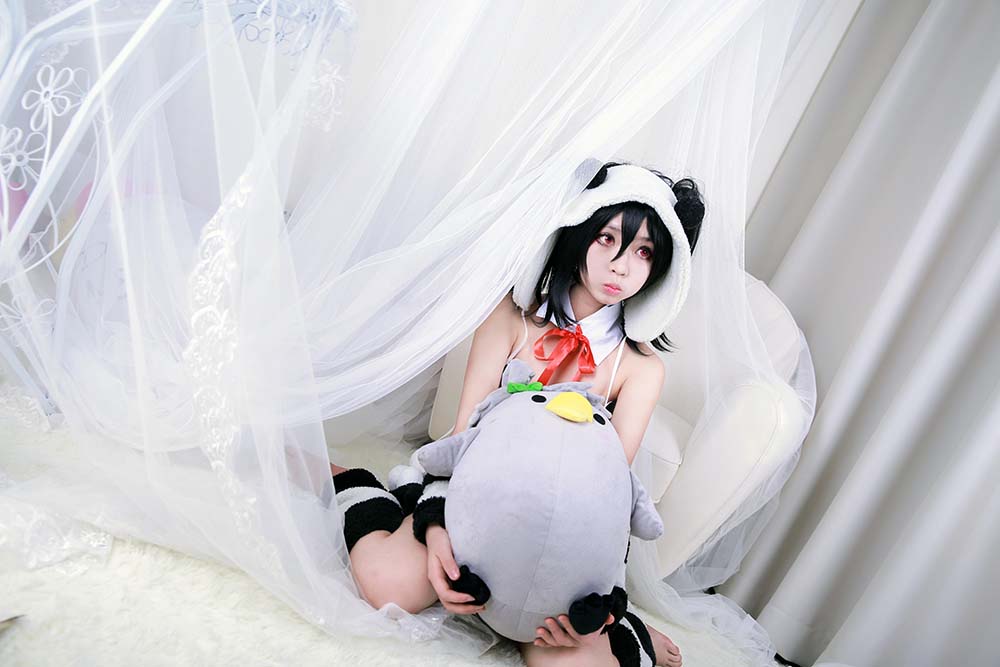 白易子教主 – LOVELIVE! 预览图 - 2