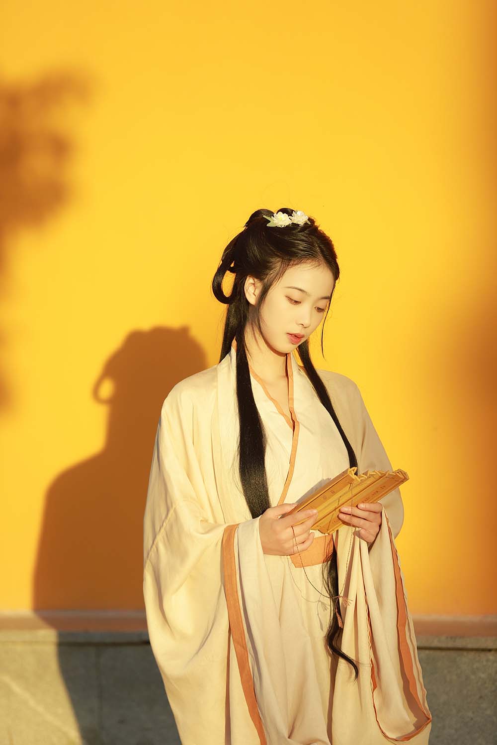 [YITUYU艺图语]2022.09.28 愿得一人心 汪国真潘潘 预览图 - 2
