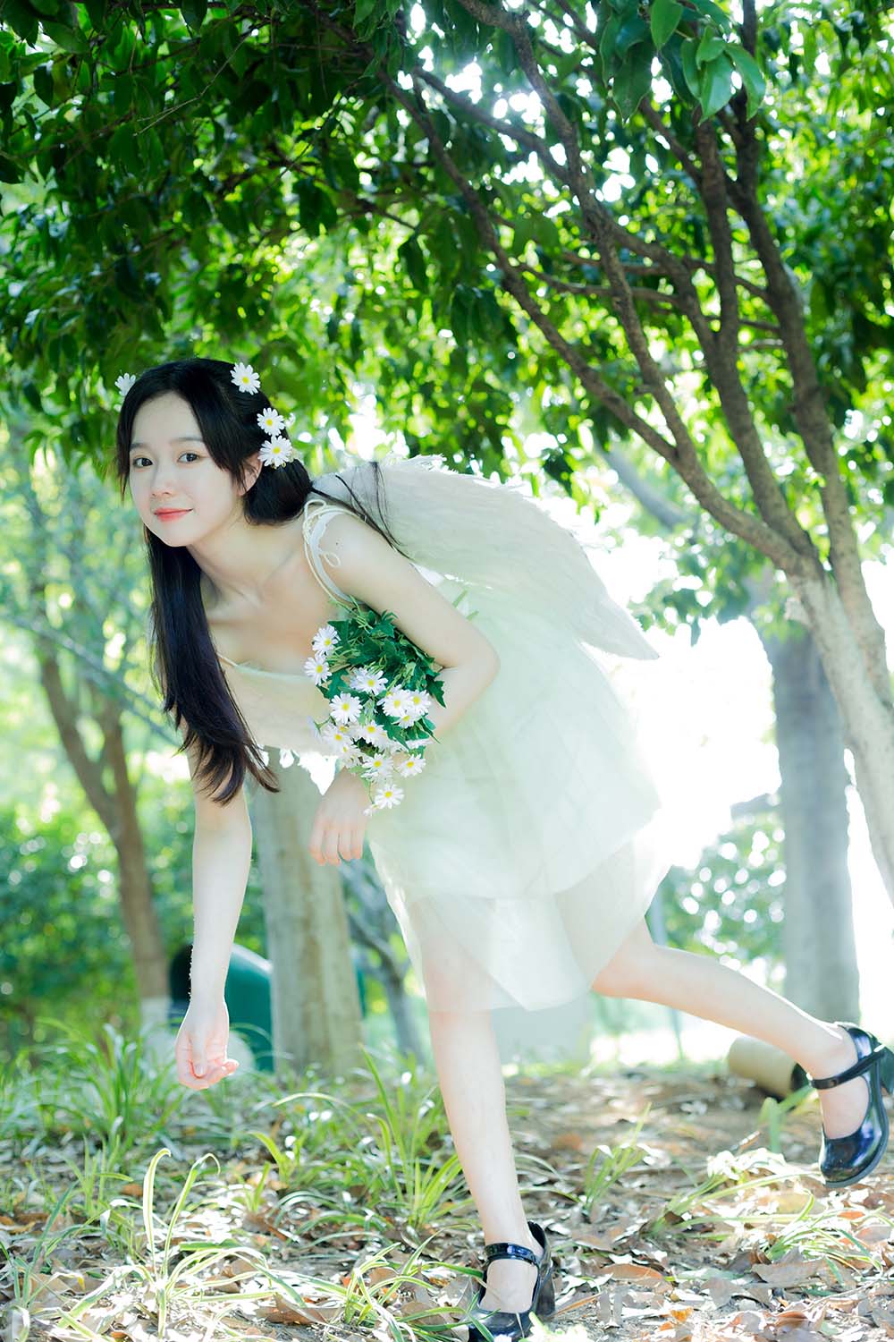 [YITUYU艺图语]2022.10.03 夏末的精灵 戈曼妮Nini 预览图 - 2