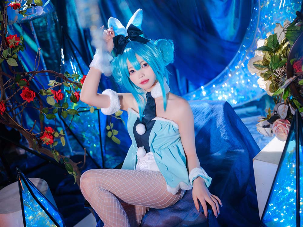 咬一口兔娘 – MIKU初音未来兔女郎 预览图 - 2