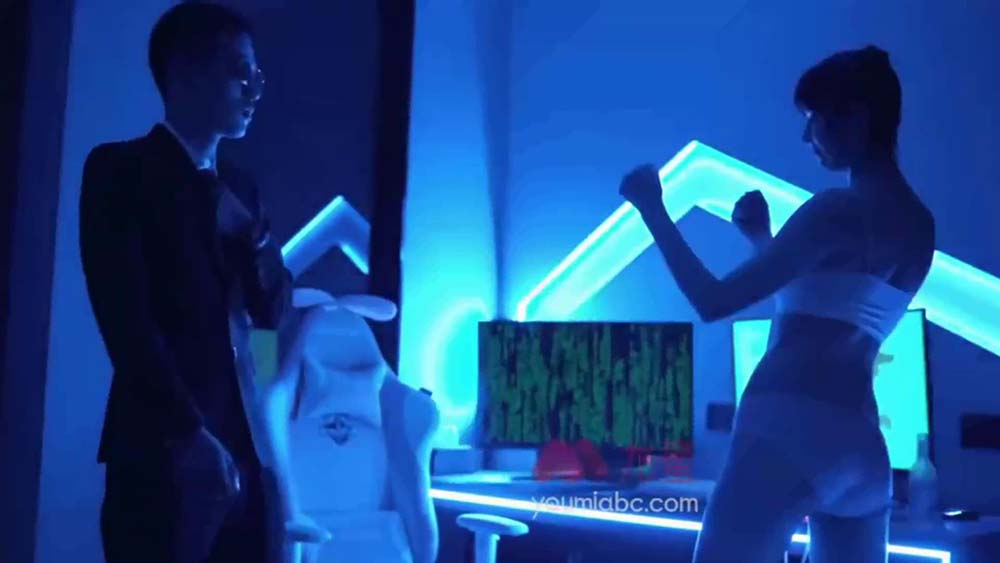 [YouMi尤蜜]视频 2020.10.23 NO.748 天才黑客少女 YOYO优优 预览图 - 2