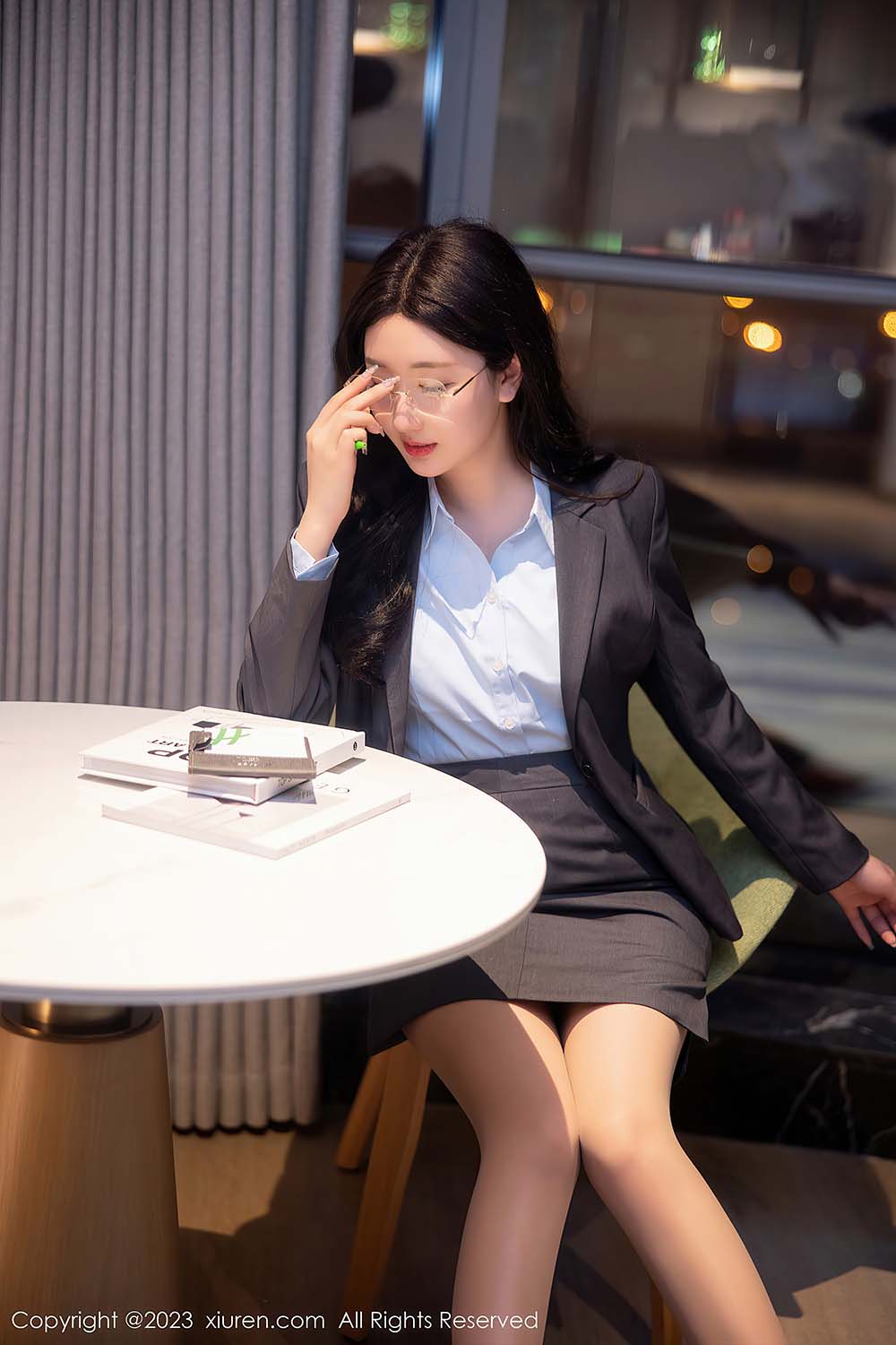 [Xiuren秀人网]2023.04.20 NO.6607 江真真 预览图 - 3