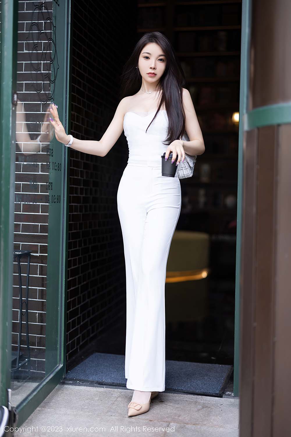 [Xiuren秀人网]2023.04.24 NO.6628 徐莉芝Booty 预览图 - 3