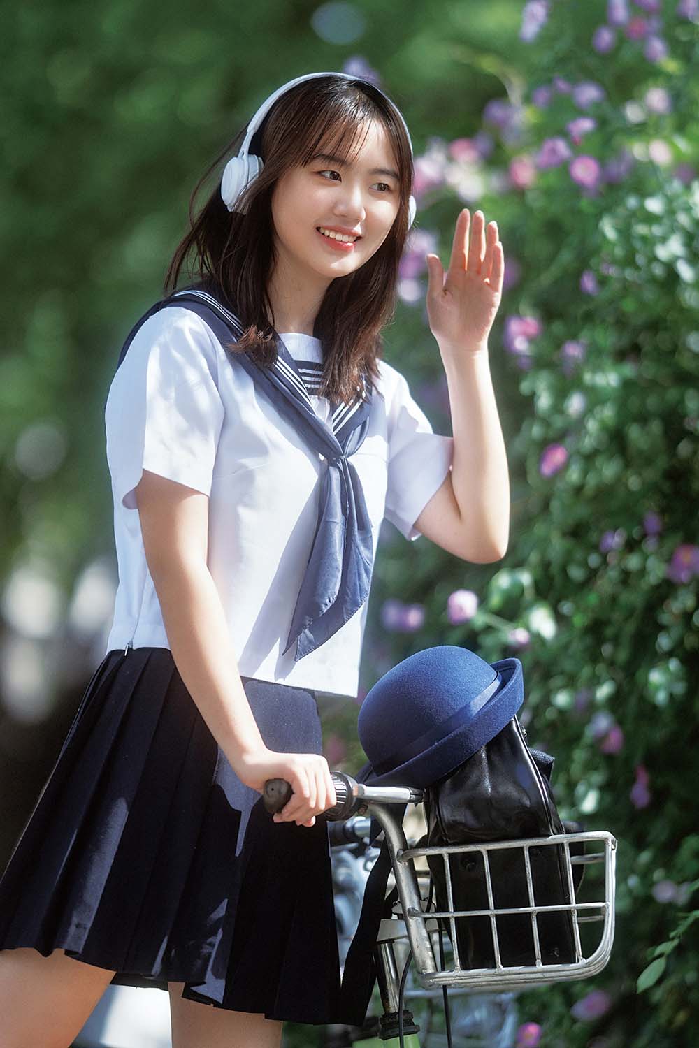 [YITUYU艺图语]2022.10.22 向阳的季节 晗晗 预览图 - 2