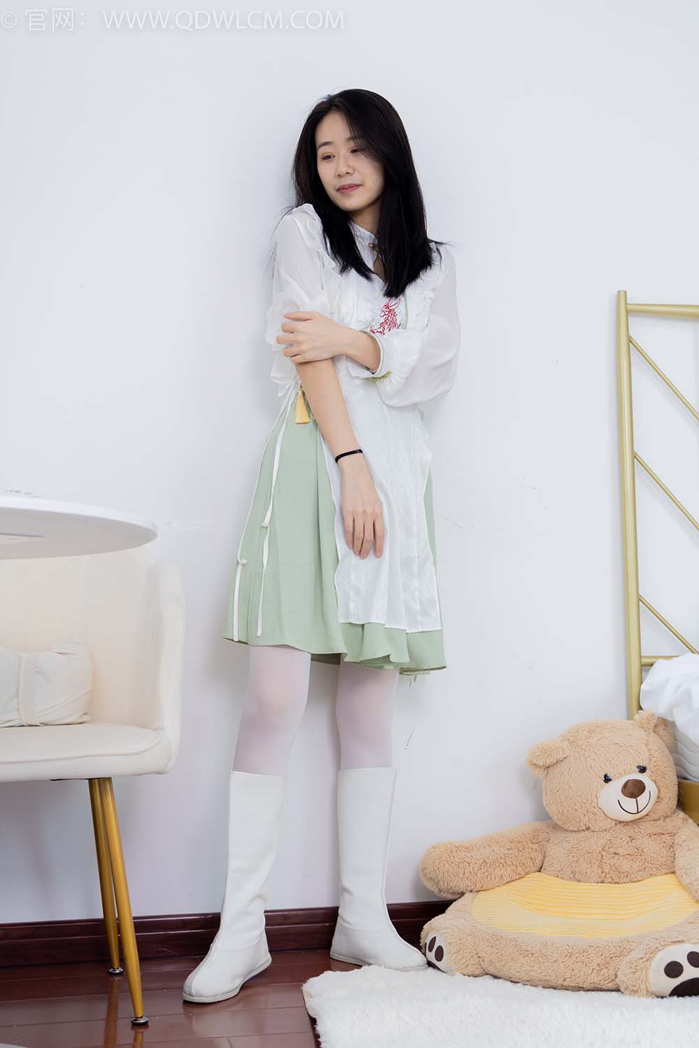 物恋传媒 NO.1547 菜菜-绿野仙踪 预览图 - 2