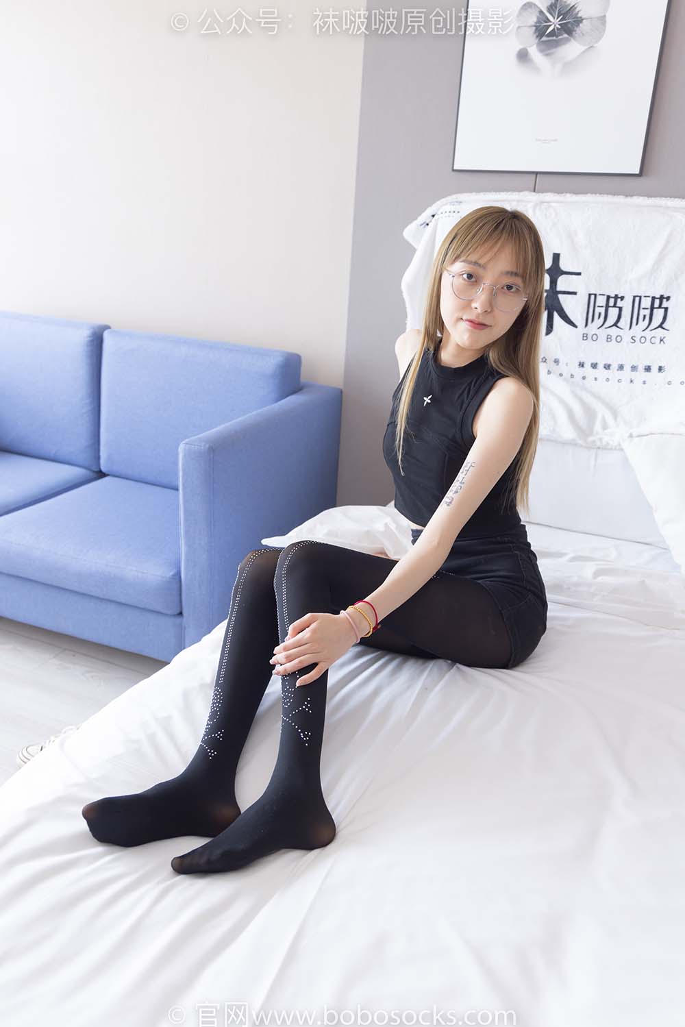 [BoBoSocks袜啵啵]NO.219 稚予-板鞋、拖鞋、厚黑丝、蕾丝黑丝 预览图 - 2