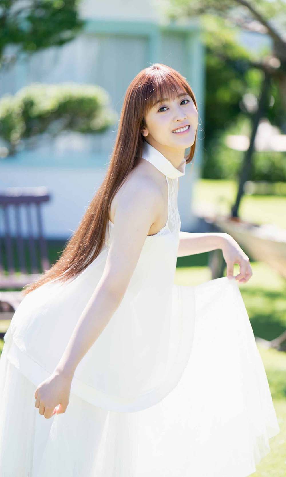 Hikaru Yamamoto 山本ひかる – Mysterious Eyes