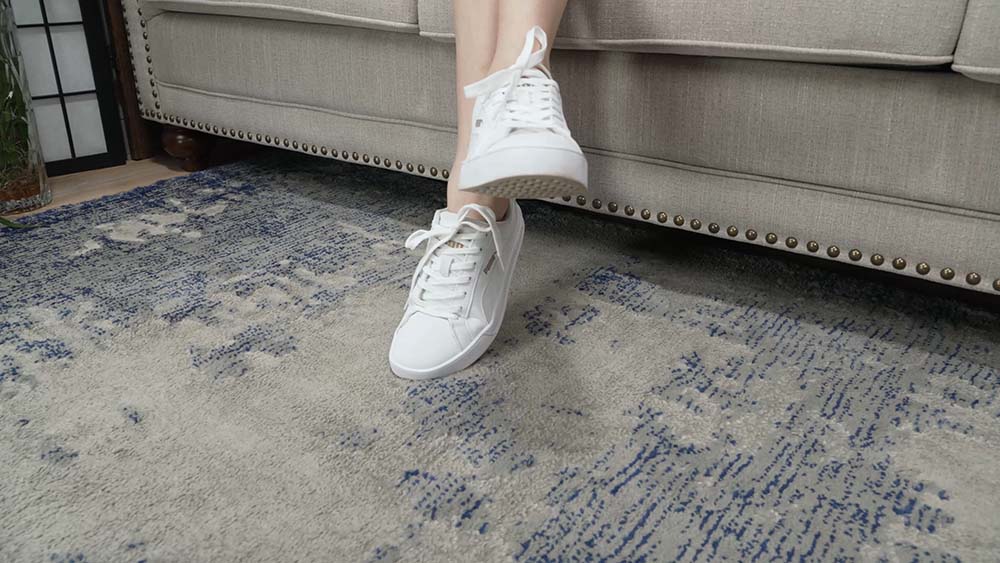 A&F NO.058 美女baby展示她的性感小脚丫