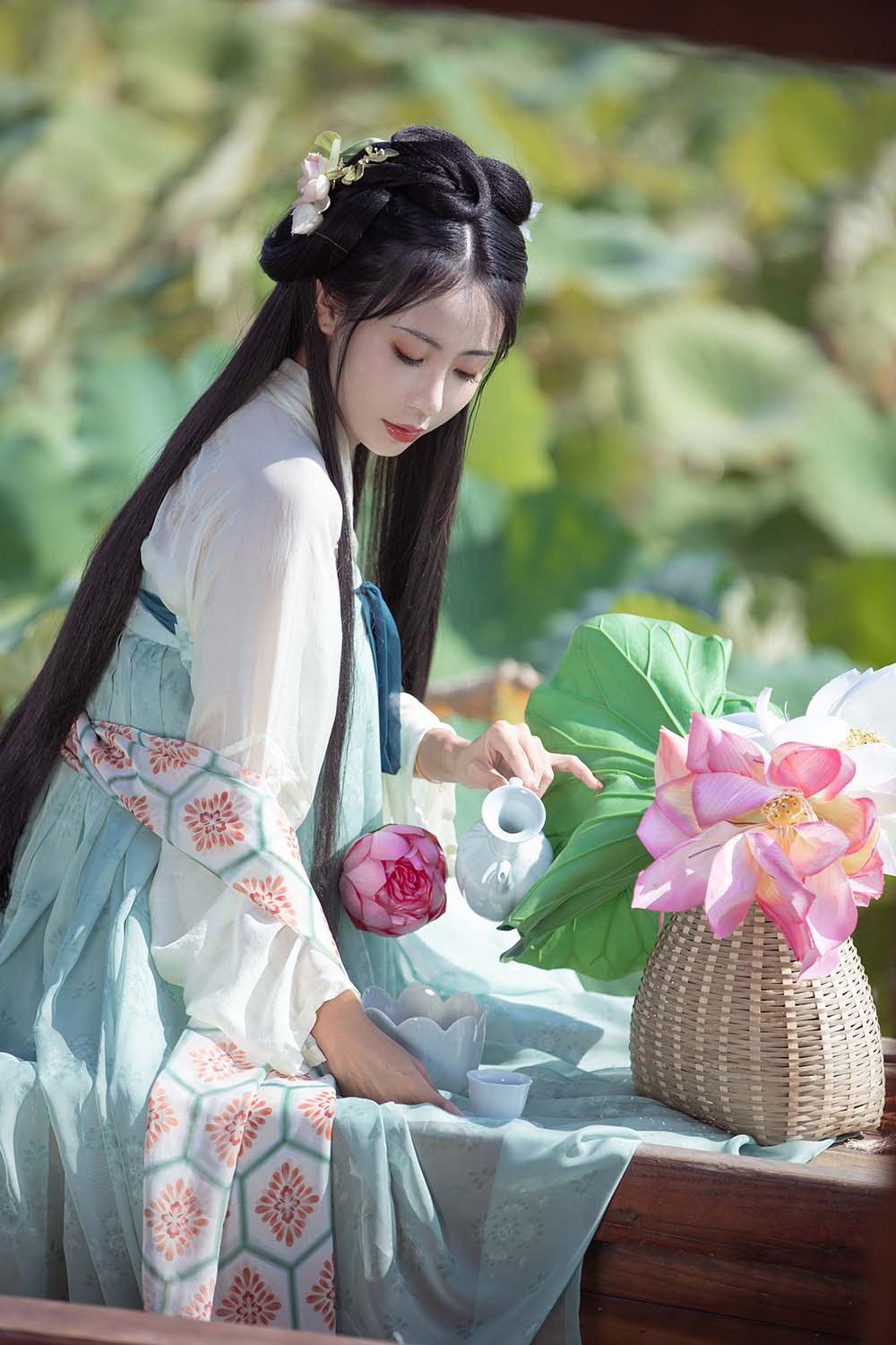 [YITUYU艺图语]2022.11.15 荷芰 酸辣粉