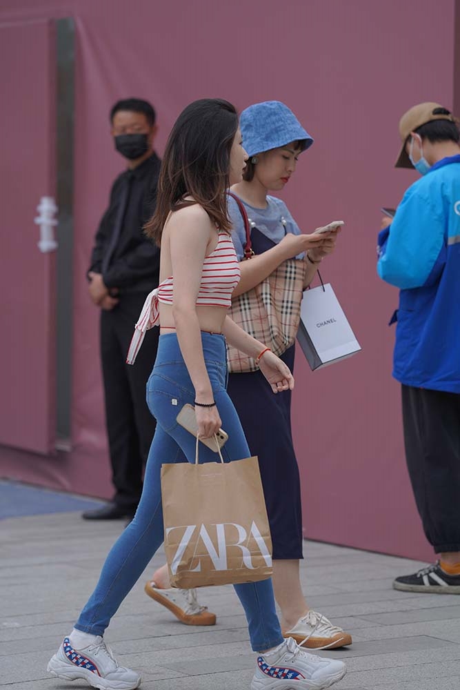 精选街拍作品 NO.1635 凯恩公爵作品 美背2