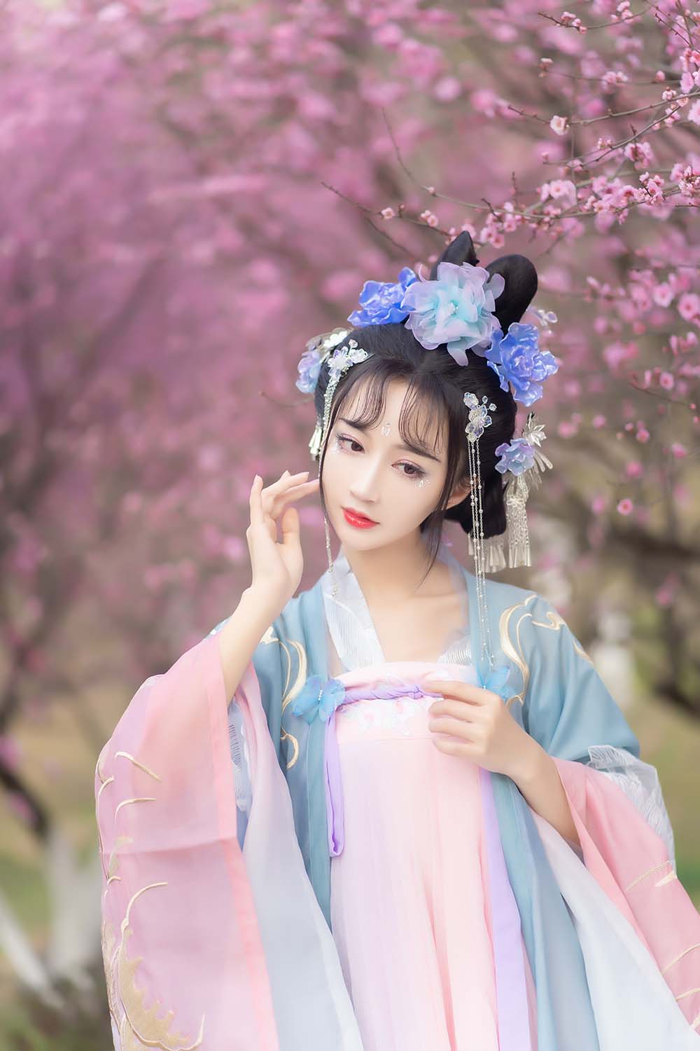 [YITUYU艺图语]2022.11.28 玲珑 -绮罗生的小苏苏- 预览图 - 2