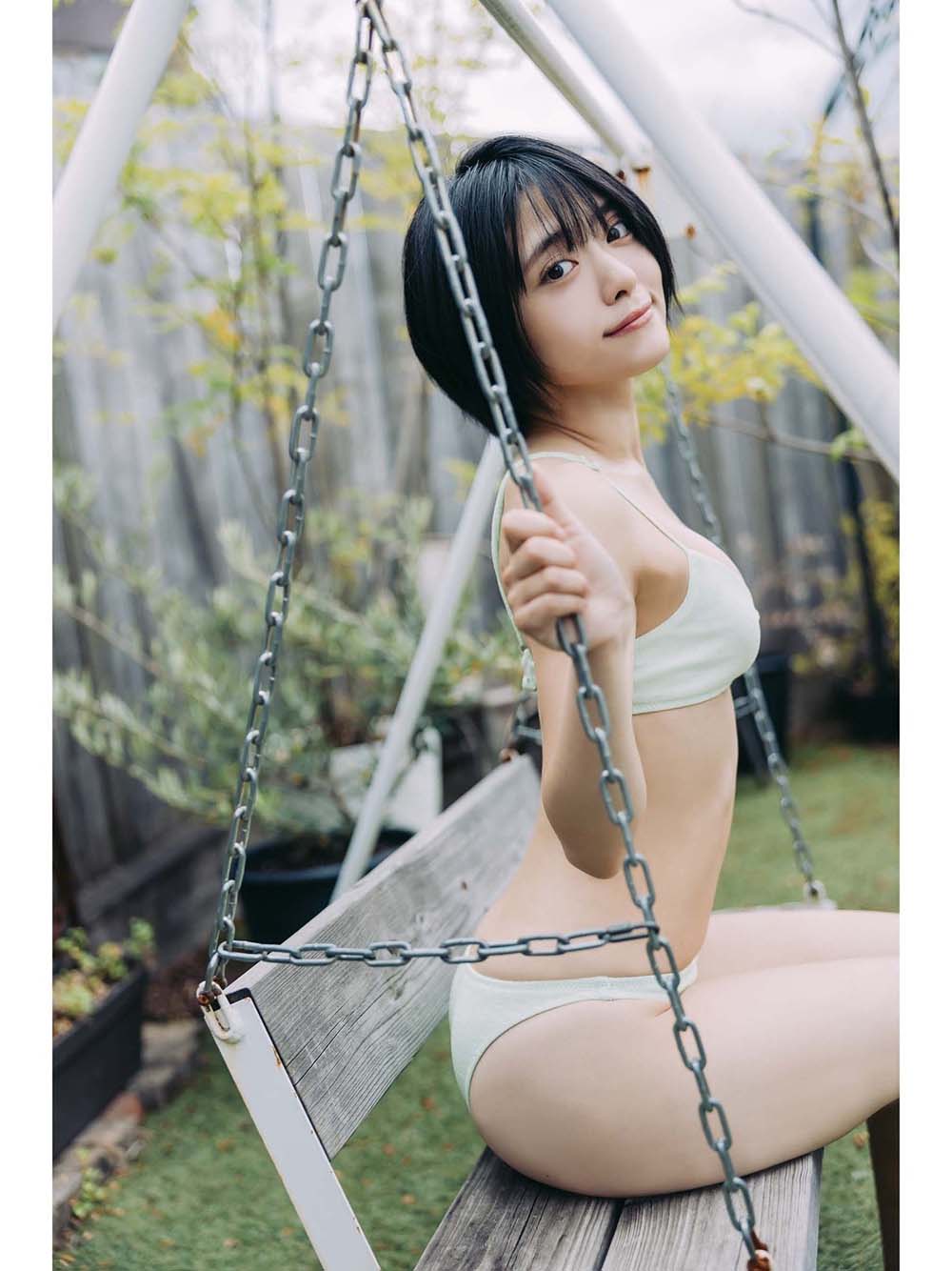 岡田彩夢 デジタル写真集 オトナチュラルの予感 (ヤングキング) 预览图 - 2