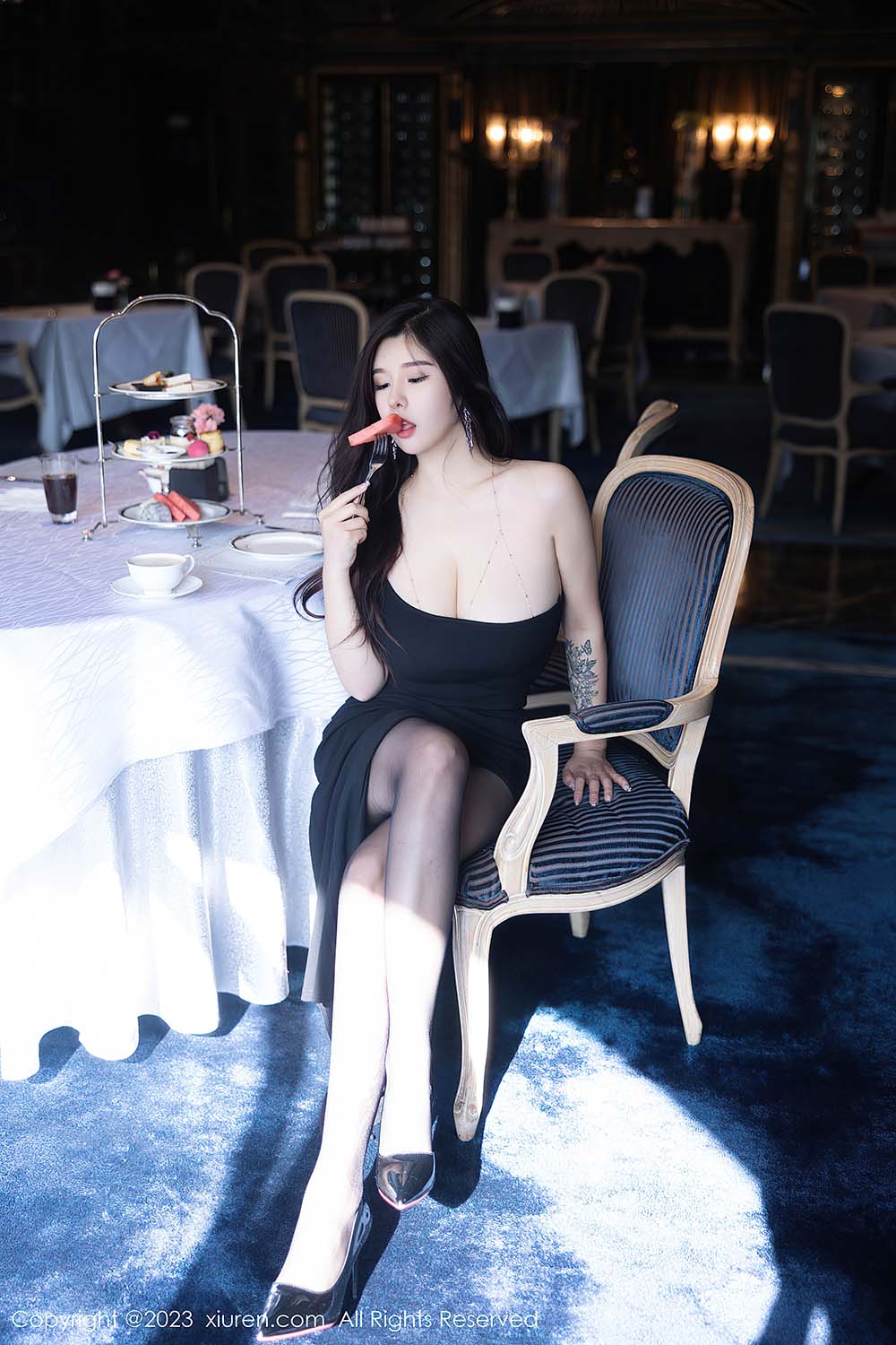 [Xiuren秀人网]2023.06.26 NO.6973 周思乔Betty 预览图 - 3