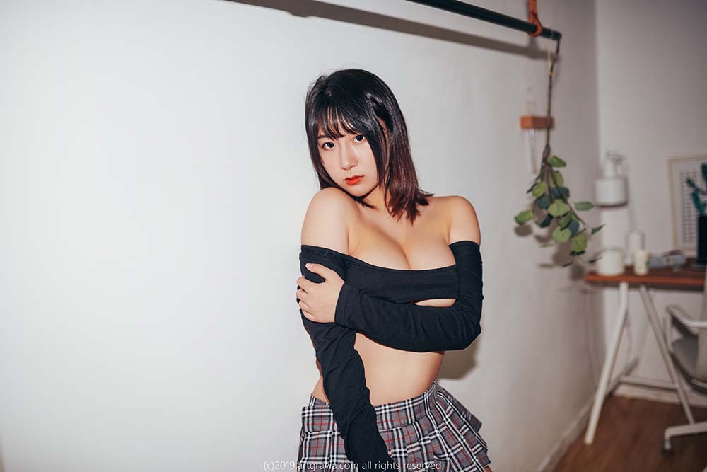 [ARTGRAVIA]猫九酱Sakura 高叉连体衣&齐逼小短裙 预览图 - 2