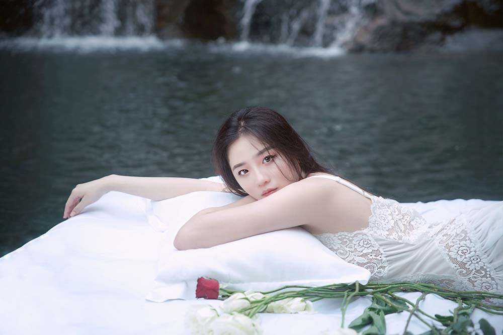 [YITUYU艺图语]2022.12.22 落入凡间的天使 桃桃