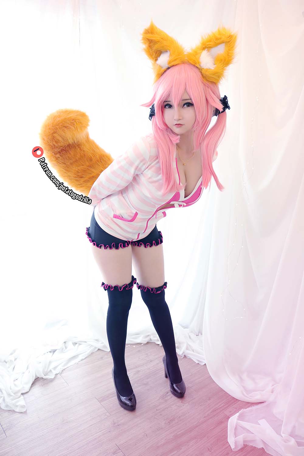 Potato Godzilla – Tamamo School Uniform