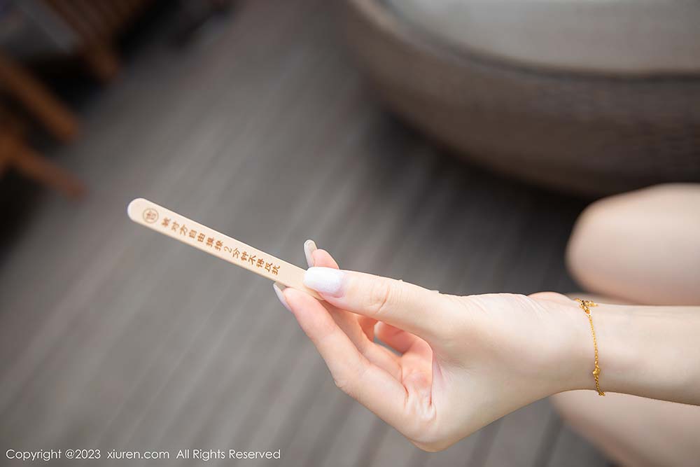 [Xiuren秀人网]2023.08.11 NO.7221 是小逗逗 预览图 - 2